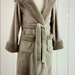 Ladies Robe